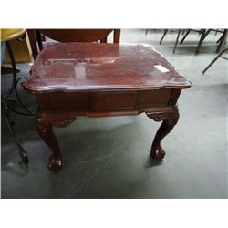 Mahogany Ball In Claw End Table