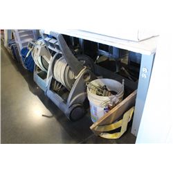 BOSUN'S CHAIR WINDOW CLEANER ROPE HOIST SET UP