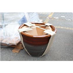 2TONE MEDIUM SIZE 2PC CERAMIC PLANTER SET