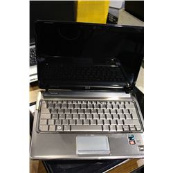 HP LAPTOP COMPUTER - NO HARD DRIVE, NO POWER CORD