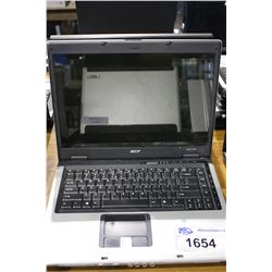 ACER LAPTOP COMPUTER WITH WORKING WINDOWS VISTA - NO POWER CORD