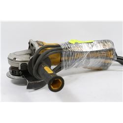 SMALL DEWALT GRINDER
