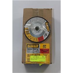 SMALL BOX DEWALT 4 1/2x1/4x5/8 SS GRINDING DISCS