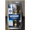 Image 1 : WEISER 'BED & BATH' DOORKNOB SET