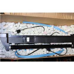 STROBING FLOURESCENT BLACK LIGHT