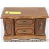 Image 1 : DARK WOOD JEWELLERY BOX WITH CONTENTS