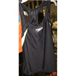 SPEEDO WOMANS TOP SIZE LARGE