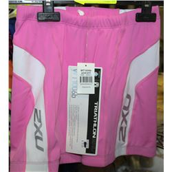 TRIATHLON 2XU WOMANS SHORTS SIZE SMALL