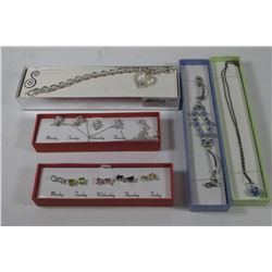 BOX OF ASSORTED JEWELLERY