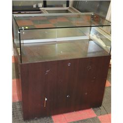 DISPLAY CASE