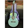 Image 1 : J.J HEART KIDS GUITAR IN CASE