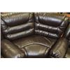 Image 3 : CHOCOLATE BROWN LEATHER RECLINING SECTIONAL