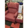 Image 1 : DUSTY ROSE ARMCHAIR WITH OTTOMAN