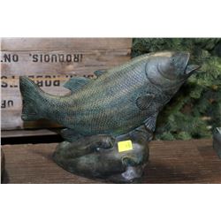 FISH SPITTER POND ORNAMENT