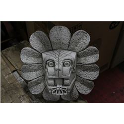 PETALED LIONS HEAD OUTDOOR WALL HANGING
