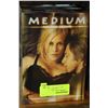 Image 1 : FIVE SEASONS OF MEDIUM DVD BOX SETS