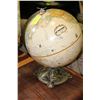Image 1 : GLOBE ON VINTAGE STAND