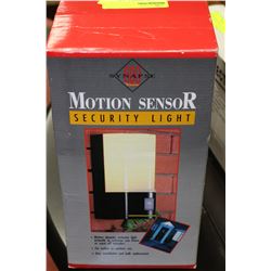 MOTION SENSOR SECURITY LIGHT