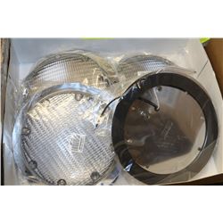 BOX OF FOUR 12V CARGO LIGHTS