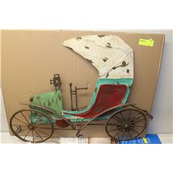 METAL ANTIQUE WALL HANGING