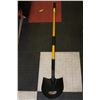 Image 1 : NEW SHOVEL