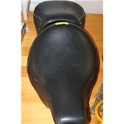 HARLEY DAVIDSON ROAD-KING SEAT