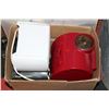 Image 1 : BOX OF ASSORTED SMALL KITCHEN APPLIANCES