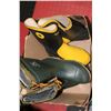 Image 1 : BOX W/KAMIK RUBBER BOOTS & VIKING STEEL