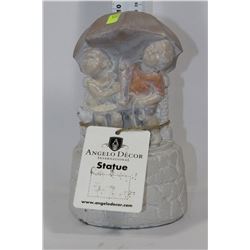 BOY & GIRL UNDER UMBRELLA STATUETTE