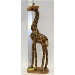 31" GIRAFFE STATUE