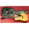 Image 1 : GUITAR AMJO BLOND WITH BAG CASE
