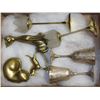 Image 1 : FLAT OF ASSORTED BRASS FIGURES