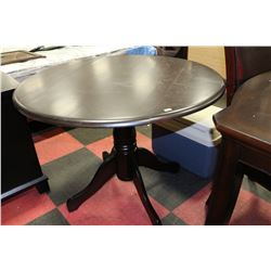 ROUND DROP LEAF TABLE