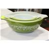 Image 1 : VINTAGE GREEN PYREX BOWL SET