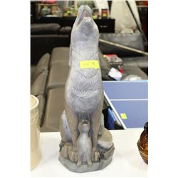 HOWLING WOLF ORNAMENT