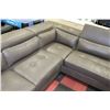 Image 3 : GREY LEATHERETTE CHAISE LOUNGE SECTIONAL