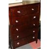 Image 1 : 6 DRAWER 67" DRESSER (BROKEN DRAWER)