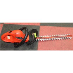 BLACK & DECKER HS1010 O" 2.8M HEDGE TRIMMER