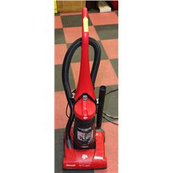 DIRT DEVIL VACUUM