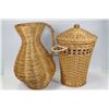 Image 1 : 2 HANDLED WICKER BASKETS ( 1 LIDDED )
