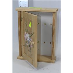 WOODEN BOX KEY HOLDER ( HOLDS 10 SETS OF KEYS! )