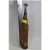 Image 1 : TALL METAL SHOWHOME CAT