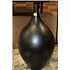 Image 1 : BLACK VASE