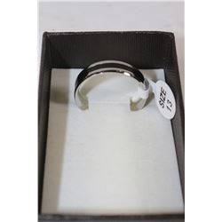 STAINLESS STEEL MENS RING SIZE 13