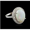 Image 2 : 14KT White Gold 10.29ct Opal and Diamond Ring
