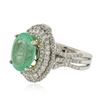 Image 2 : 14KT Yellow Gold GIA Certified 5.60ct Emerald and Diamond Ring