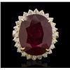 Image 1 : 14KT Yellow Gold 4.66ct Ruby and Diamond Ring