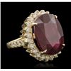 Image 2 : 14KT Yellow Gold 4.66ct Ruby and Diamond Ring