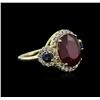 Image 2 : 14KT Yellow Gold 6.79ct Ruby, Sapphire and Diamond Ring