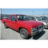 Image 3 : 95 Nissan Truck 2 Dr  Extended Cab SB - OT - `DRIVE